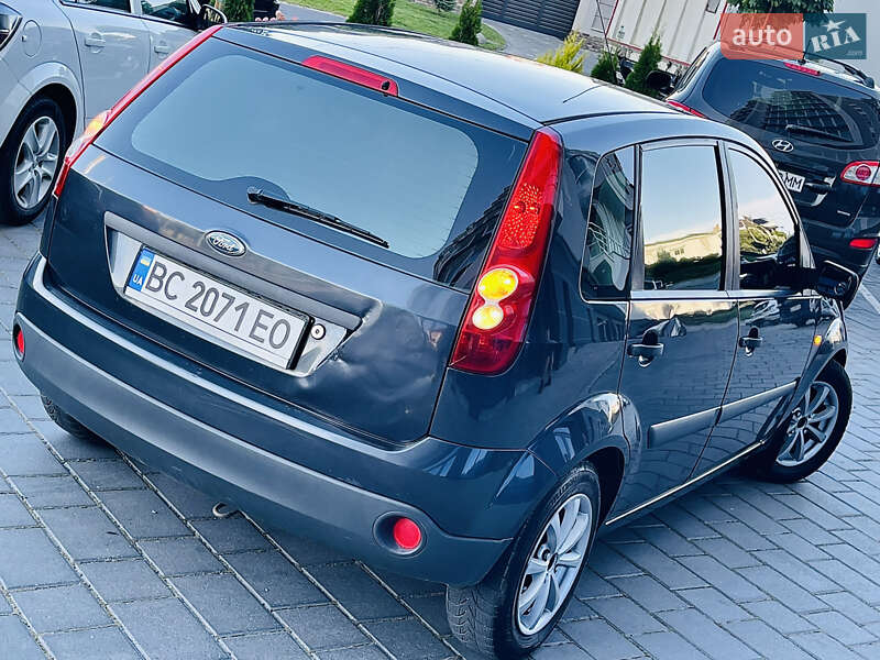 Хэтчбек Ford Fiesta 2007 в Трускавце