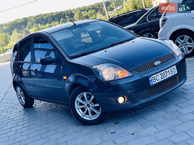 Хэтчбек Ford Fiesta 2007 в Трускавце