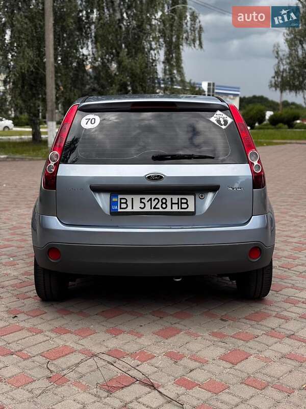 Хэтчбек Ford Fiesta 2007 в Киеве