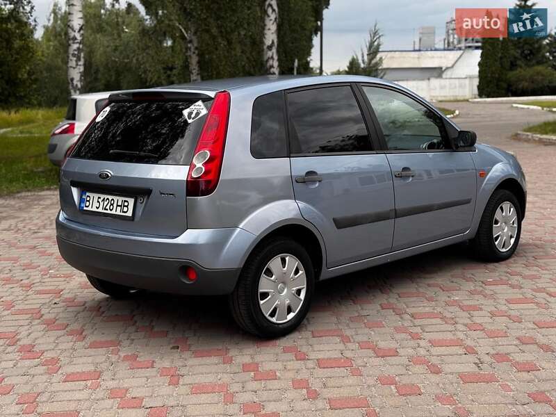 Хэтчбек Ford Fiesta 2007 в Киеве