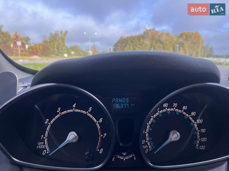 Хэтчбек Ford Fiesta 2015 в Львове