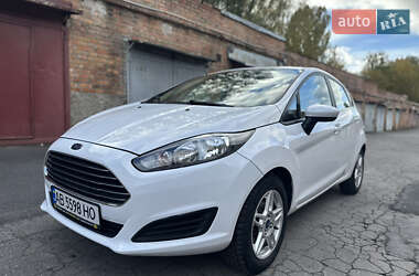 Хетчбек Ford Fiesta 2017 в  фото 3 Хетчбек Ford Fiesta 2017 в