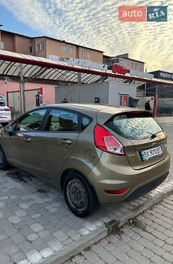 Хэтчбек Ford Fiesta 2013 в 