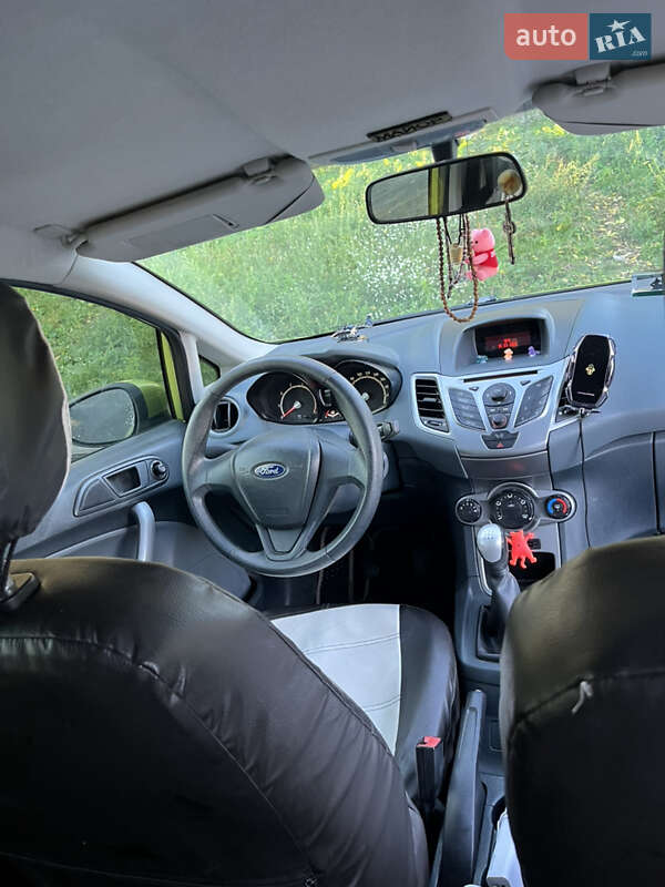 Хэтчбек Ford Fiesta 2009 в Андрушевке