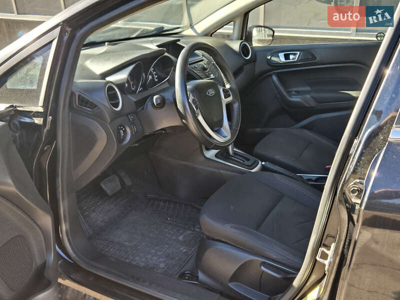 Хетчбек Ford Fiesta 2014 в Києві фото 8 Хетчбек Ford Fiesta 2014 в Києві