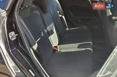 Хэтчбек Ford Fiesta 2014 в 