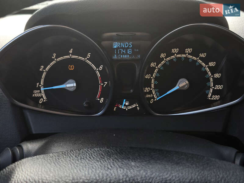 Хетчбек Ford Fiesta 2014 в Києві фото 20 Хетчбек Ford Fiesta 2014 в Києві