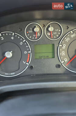 Хетчбек Ford Fiesta 2006 в 