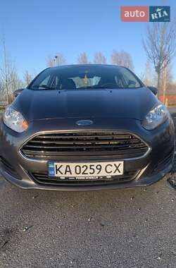Седан Ford Fiesta 2013 в 