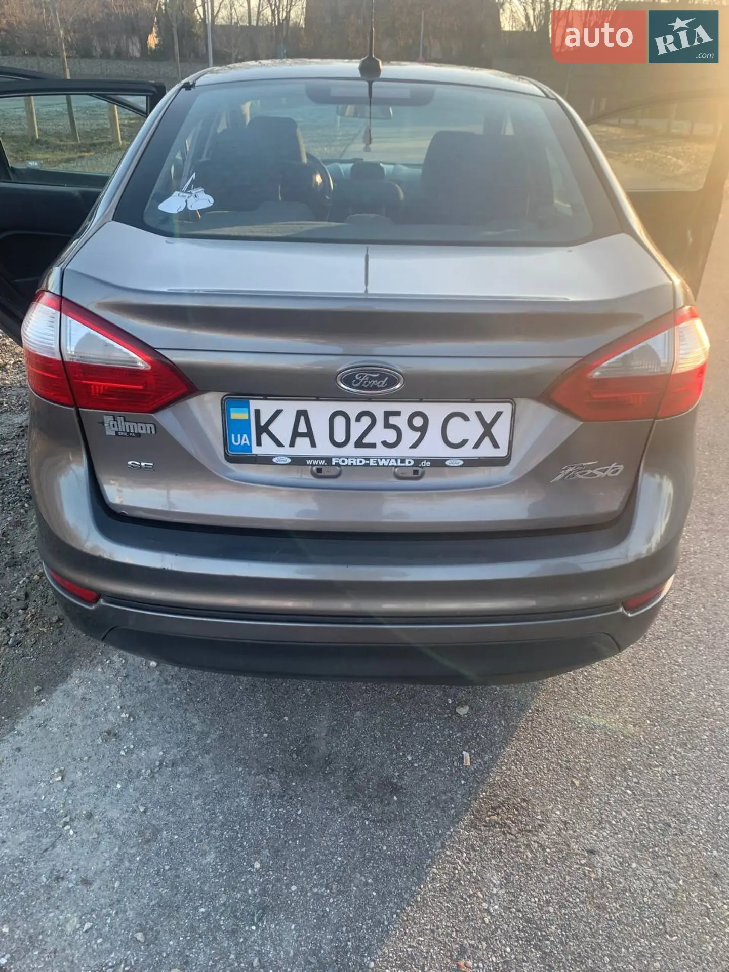 2013 Ford Fiesta - мініатюра 9