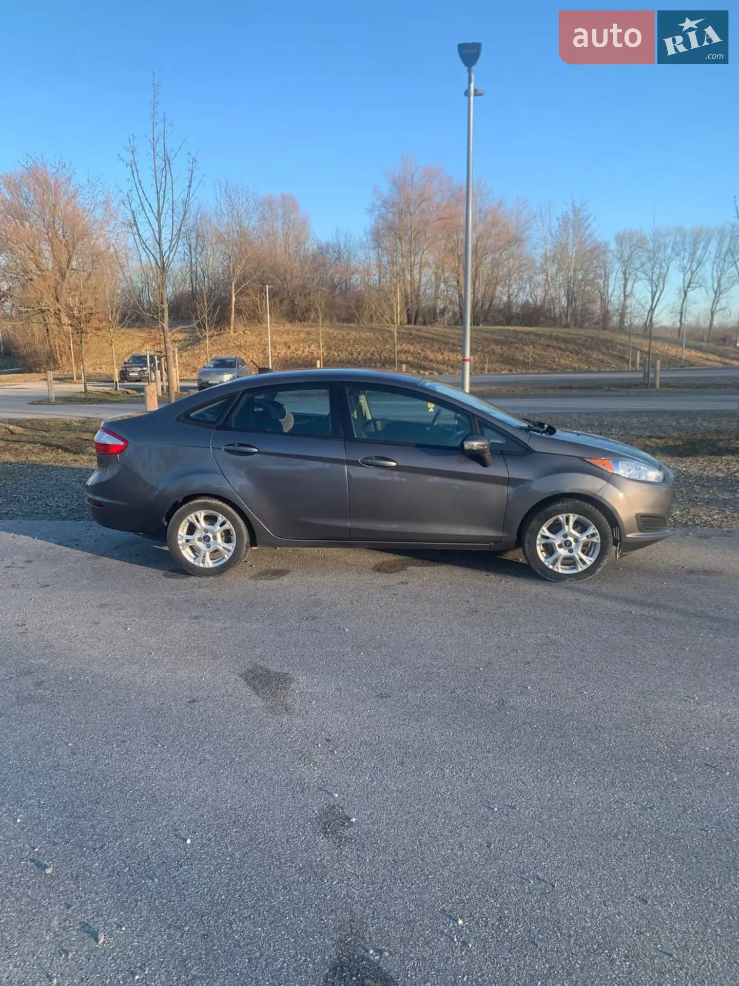 2013 Ford Fiesta - мініатюра 17