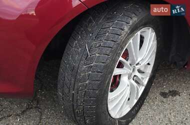 Хэтчбек Ford Fiesta 2011 в 