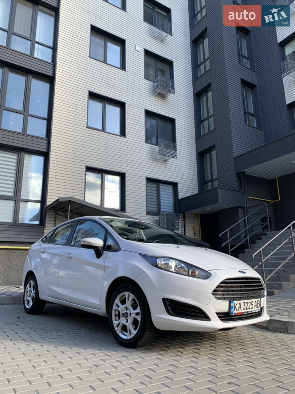 2016 Ford Fiesta - мініатюра 18