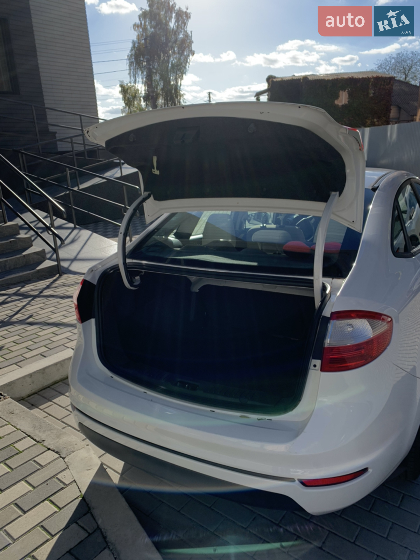 2016 Ford Fiesta - мініатюра 18