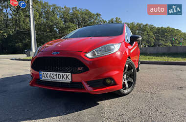 Хетчбек Ford Fiesta 2016 в Харкові