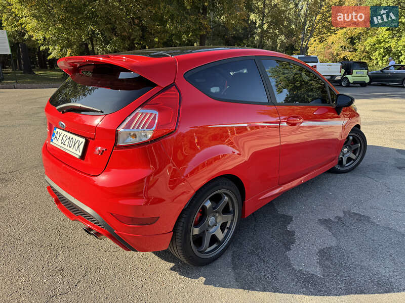 Хетчбек Ford Fiesta 2016 в Харкові фото 5 Хетчбек Ford Fiesta 2016 в Харкові