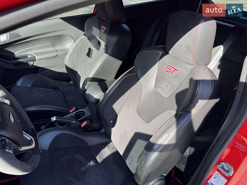 Хетчбек Ford Fiesta 2016 в Харкові фото 21 Хетчбек Ford Fiesta 2016 в Харкові