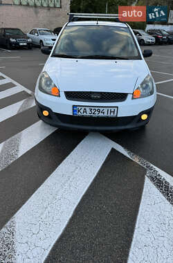 Хэтчбек Ford Fiesta 2007 в Киеве