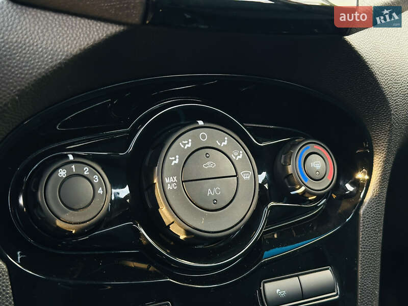 Хэтчбек Ford Fiesta 2018 в Харькове фото 33 Хэтчбек Ford Fiesta 2018 в Харькове