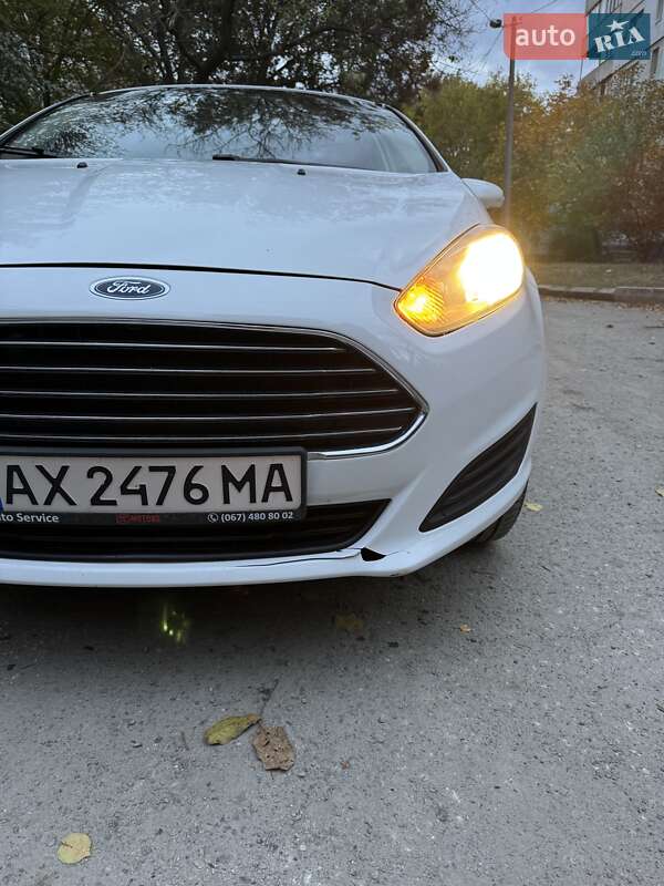 Седан Ford Fiesta 2018 в Днепре