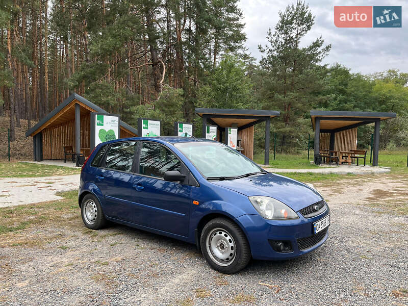 Хетчбек Ford Fiesta 2007 в Черкасах фото 12 Хетчбек Ford Fiesta 2007 в Черкасах