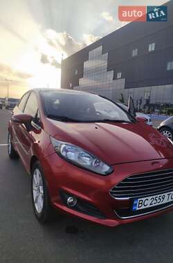 Хэтчбек Ford Fiesta 2018 в 