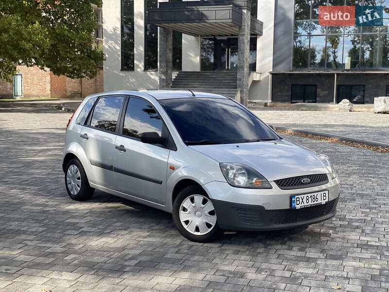 Хетчбек Ford Fiesta 2007 в Мукачевому