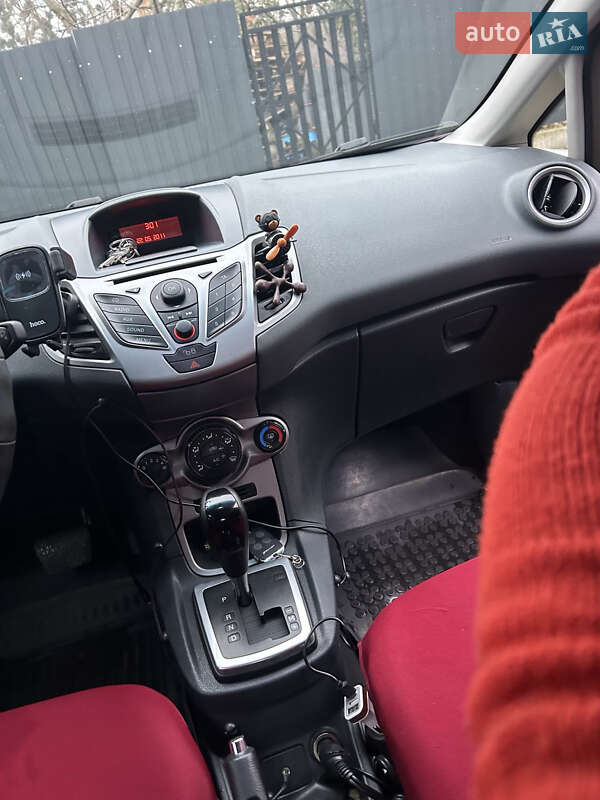 Хетчбек Ford Fiesta 2011 в Вінниці фото 8 Хетчбек Ford Fiesta 2011 в Вінниці