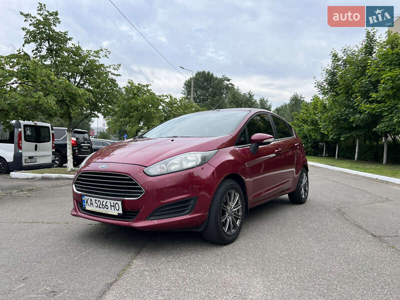 Хэтчбек Ford Fiesta 2013 в Киеве фото 3 Хэтчбек Ford Fiesta 2013 в Киеве
