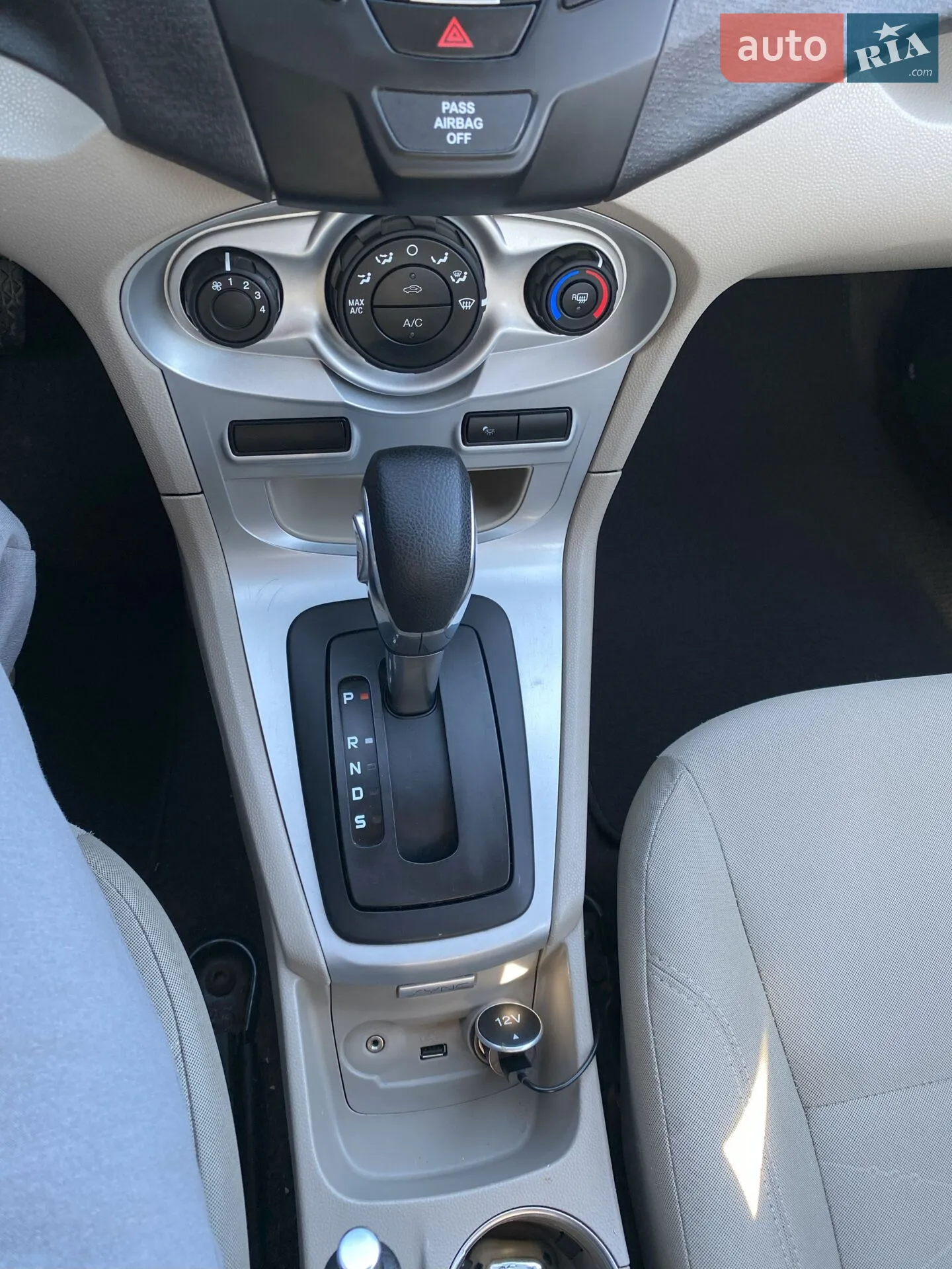 2018 Ford Fiesta - мініатюра 29