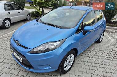 Хэтчбек Ford Fiesta 2012 в 