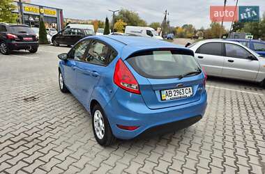 Хэтчбек Ford Fiesta 2012 в 