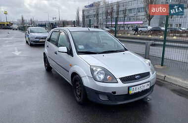 Хэтчбек Ford Fiesta 2006 в Киеве