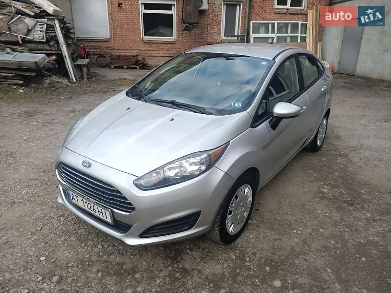 Седан Ford Fiesta 2017 в Ивано-Франковске