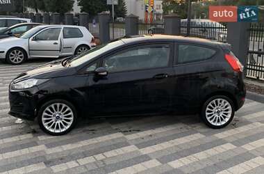 Хетчбек Ford Fiesta 2013 в  фото 2 Хетчбек Ford Fiesta 2013 в