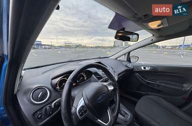 Хетчбек Ford Fiesta 2014 в 