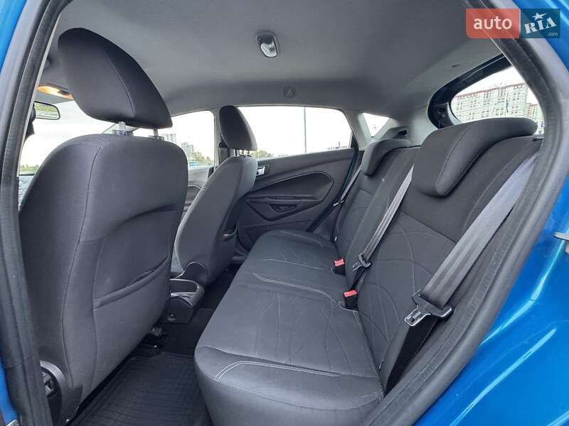 Хетчбек Ford Fiesta 2014 в Києві фото 16 Хетчбек Ford Fiesta 2014 в Києві