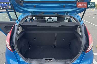 Хетчбек Ford Fiesta 2014 в 