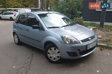 Хетчбек Ford Fiesta 2006 в Дніпрі
