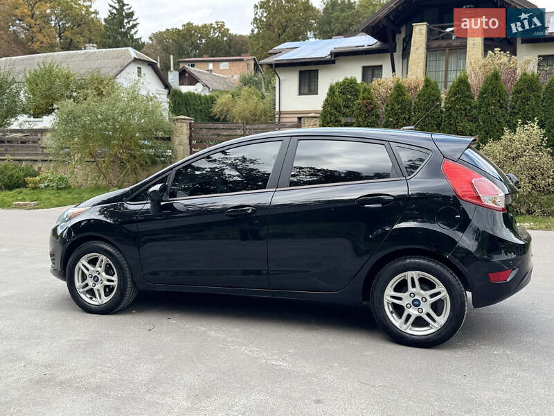 Хэтчбек Ford Fiesta 2018 в Тернополе