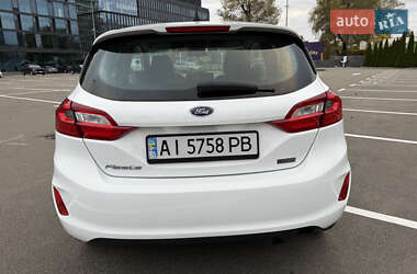 Хетчбек Ford Fiesta 2018 в 