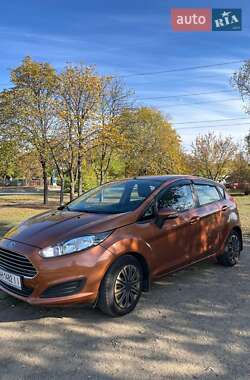 Хэтчбек Ford Fiesta 2013 в 