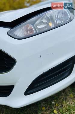 Хэтчбек Ford Fiesta 2017 в 