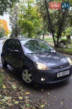 Хэтчбек Ford Fiesta 2008 в 