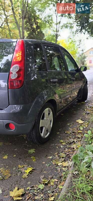 Хетчбек Ford Fiesta 2008 в Львові