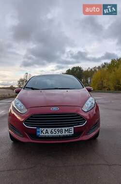 Седан Ford Fiesta 2014 в 