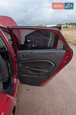 Седан Ford Fiesta 2014 в 