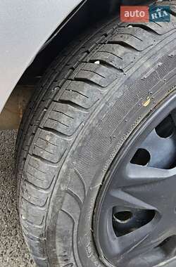 Седан Ford Fiesta 2012 в 