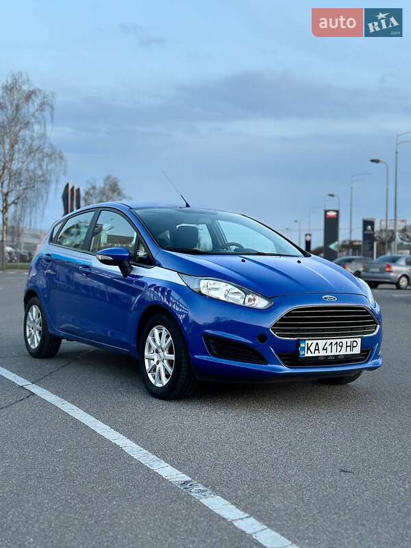 Хэтчбек Ford Fiesta 2013 в Киеве
