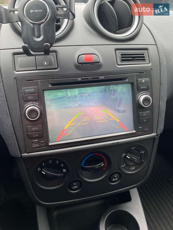 Хэтчбек Ford Fiesta 2007 в Обухове фото 12 Хэтчбек Ford Fiesta 2007 в Обухове